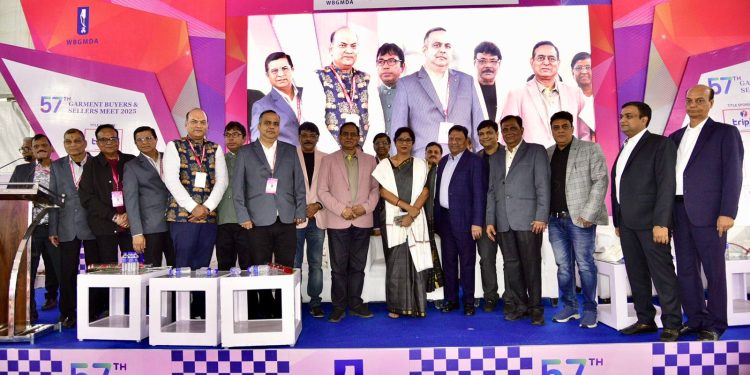 পশ্চিমবঙ্গ পোশাক প্রস্তুতকারক ও বিক্রেতা সমিতি কর্তৃক ৫৭তম পোশাক ক্রেতা ও বিক্রেতা সম্মেলন এবং বি২বি এক্সপো*