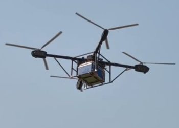 ড্রোনের মাধ্যমে তাজা মাছ এবার পৌঁছে যাবে শহরে, সুন্দরবনে টেকসই উন্নয়নের নতুন দিগন্ত