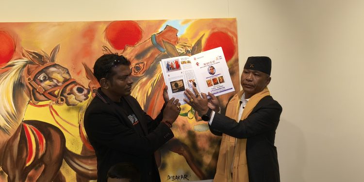 ললিত কলা আকাদেমিতে দিবাকর চক্রবর্তীর ৪২তম একক প্রদর্শনী, শিল্পসাধনার দীর্ঘ যাত্রার প্রতিফলন